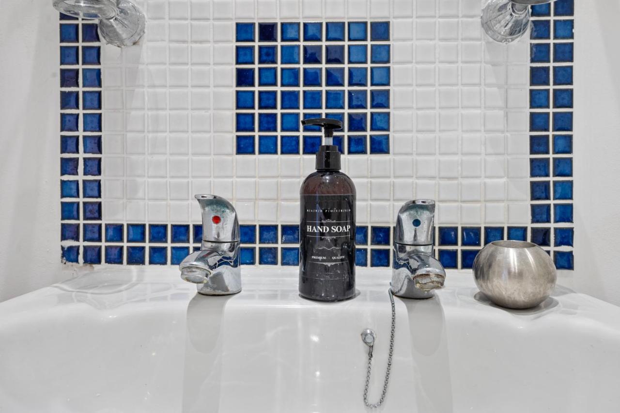 דירות לונדון Cosy Flat In Central Ldn Payment To The Host מראה חיצוני תמונה